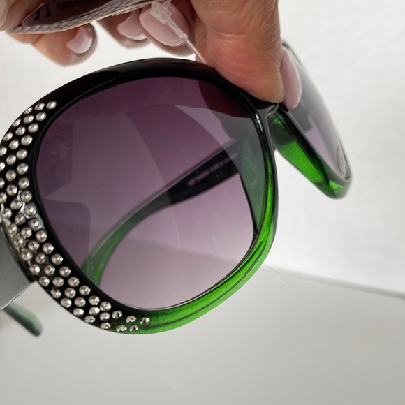 NWT Italian Sunglasses. - Picture 6 of 15